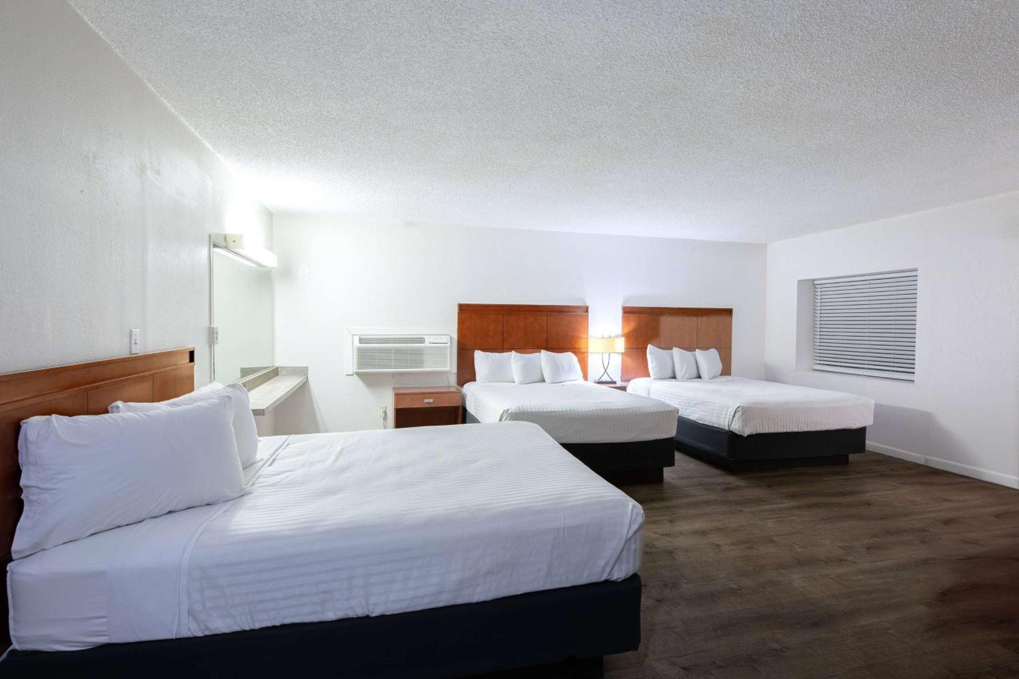 Travelodge By Wyndham Parker Buitenkant foto